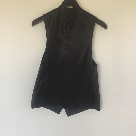 Calvin Klein 3 Piece Suit - Dark Grey Pinstripe - Picture 8 of 12